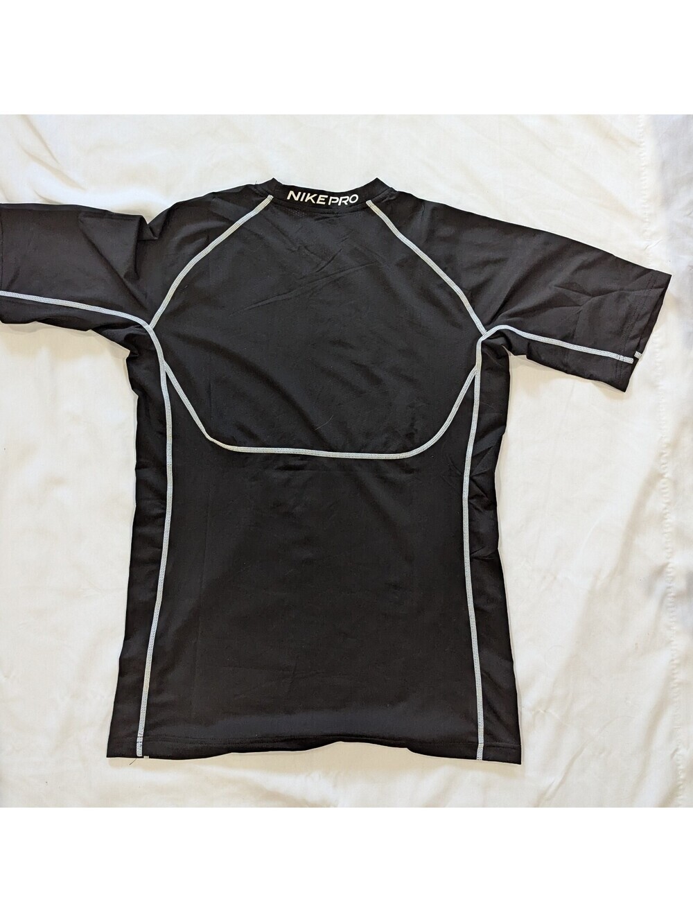 Nike Pro Women's Compression Shirt Black White Swoosh XL NWOT Athletic Tagless - Picture 4 of 6